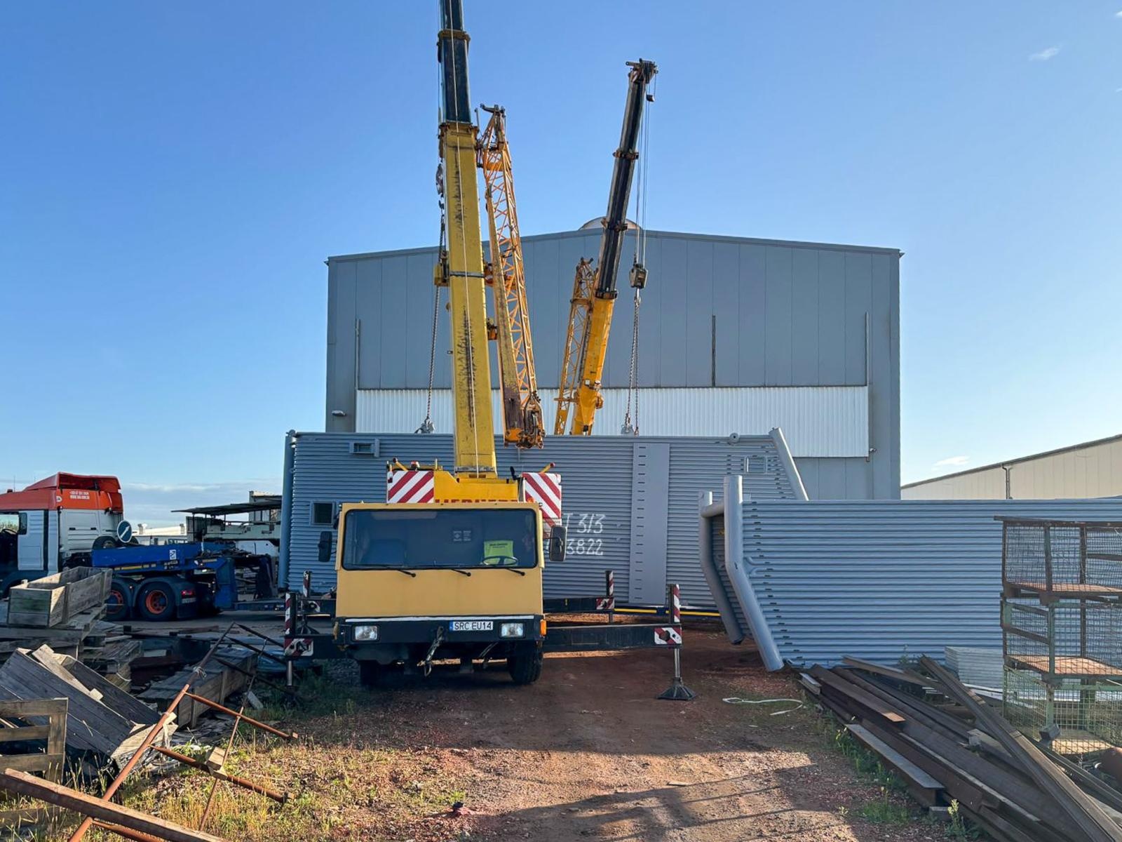 Zdjęcie w galerii na portalu naszraciborz.pl: Raciborski gigant w drodze na Ukrainę [FOTO i WIDEO] wiadomości z regionu