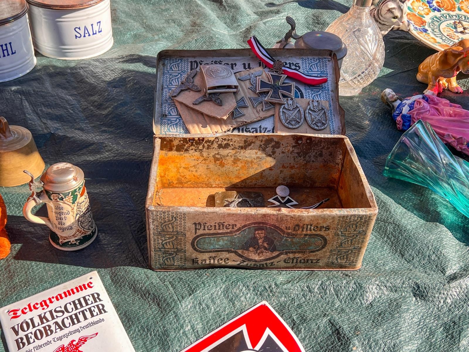 Zdjęcie w galerii na portalu naszraciborz.pl: Starocie i skarby minionych lat na raciborskim targu wiadomości z regionu