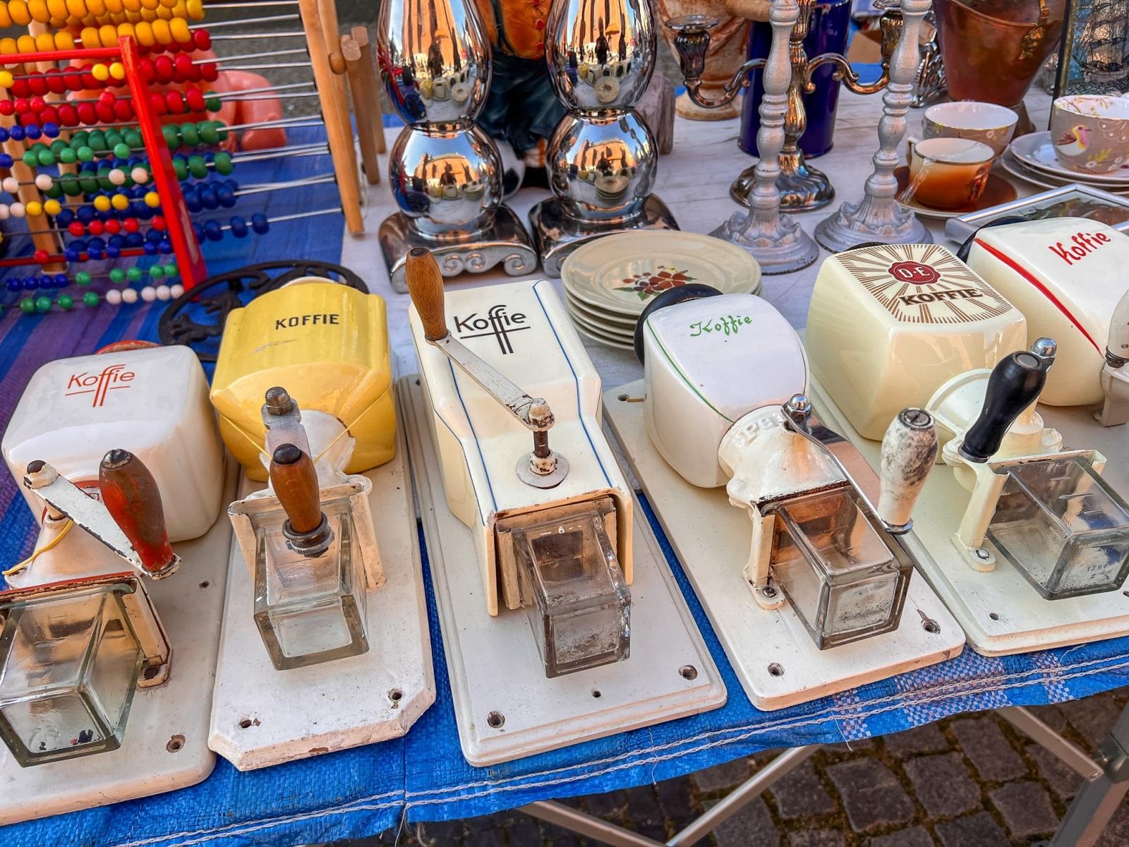 Zdjęcie w galerii na portalu naszraciborz.pl: Starocie i skarby minionych lat na raciborskim targu wiadomości z regionu