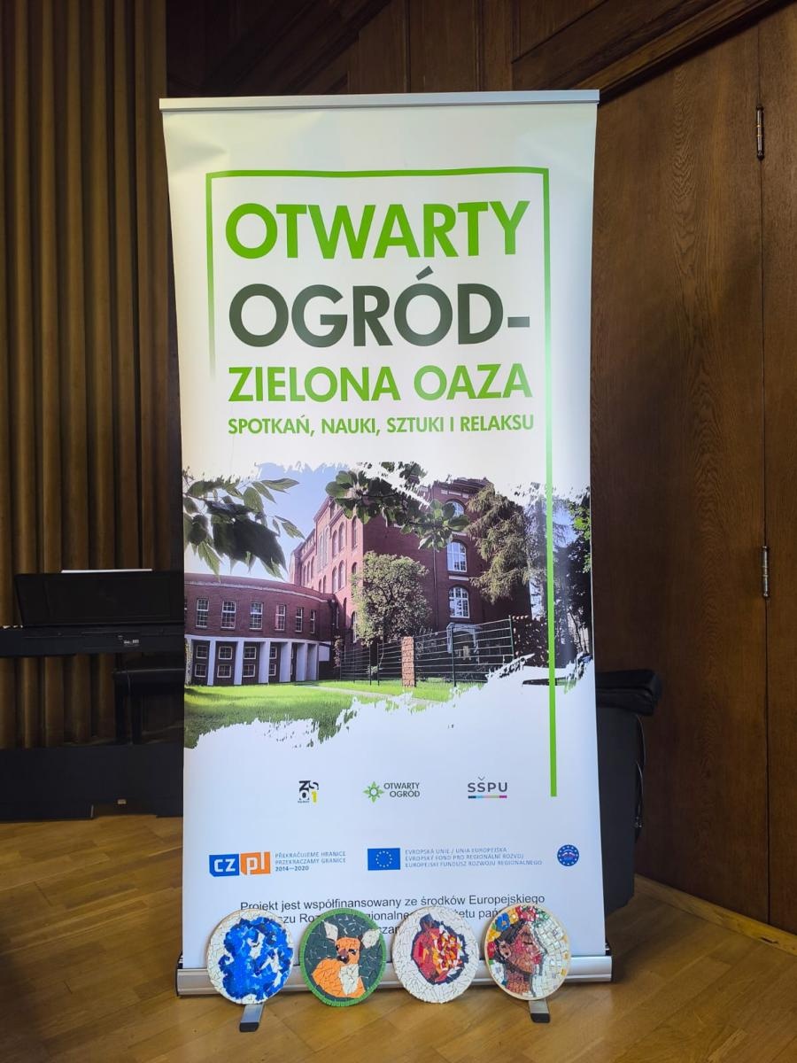 Zdjęcie w galerii na portalu naszraciborz.pl: Mozaika artystyczna po polsku i czesku. Raciborscy plastycy rozwijają skrzydła wiadomości z regionu