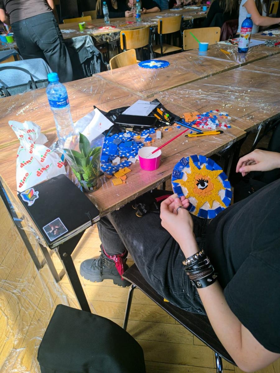 Zdjęcie w galerii na portalu naszraciborz.pl: Mozaika artystyczna po polsku i czesku. Raciborscy plastycy rozwijają skrzydła wiadomości z regionu