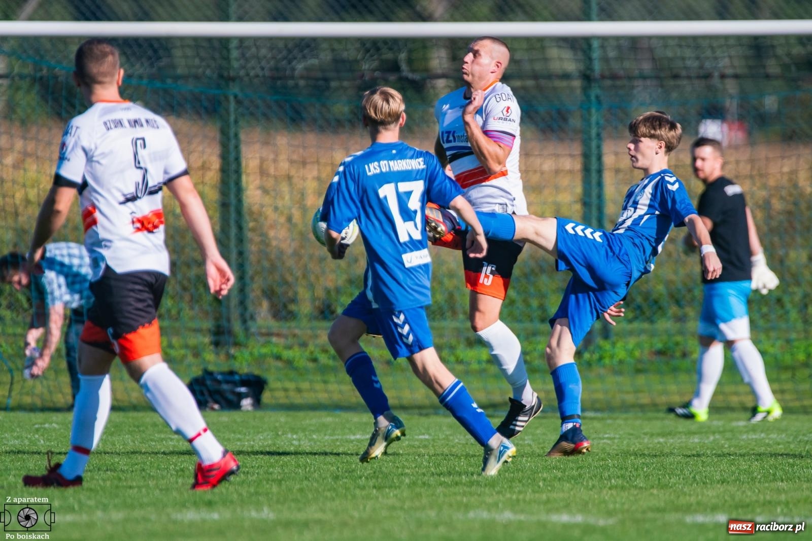 Zdjęcie w galerii na portalu naszraciborz.pl: Niemrawe widowisko w Markowicach. Czarni Nowa Wieś zgarnęli komplet punktów [FOTO] wiadomości z regionu