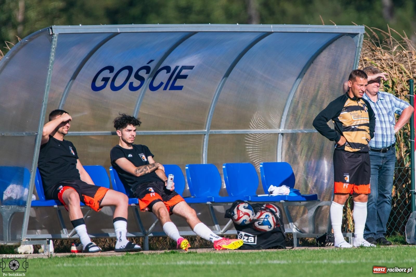Zdjęcie w galerii na portalu naszraciborz.pl: Niemrawe widowisko w Markowicach. Czarni Nowa Wieś zgarnęli komplet punktów [FOTO] wiadomości z regionu