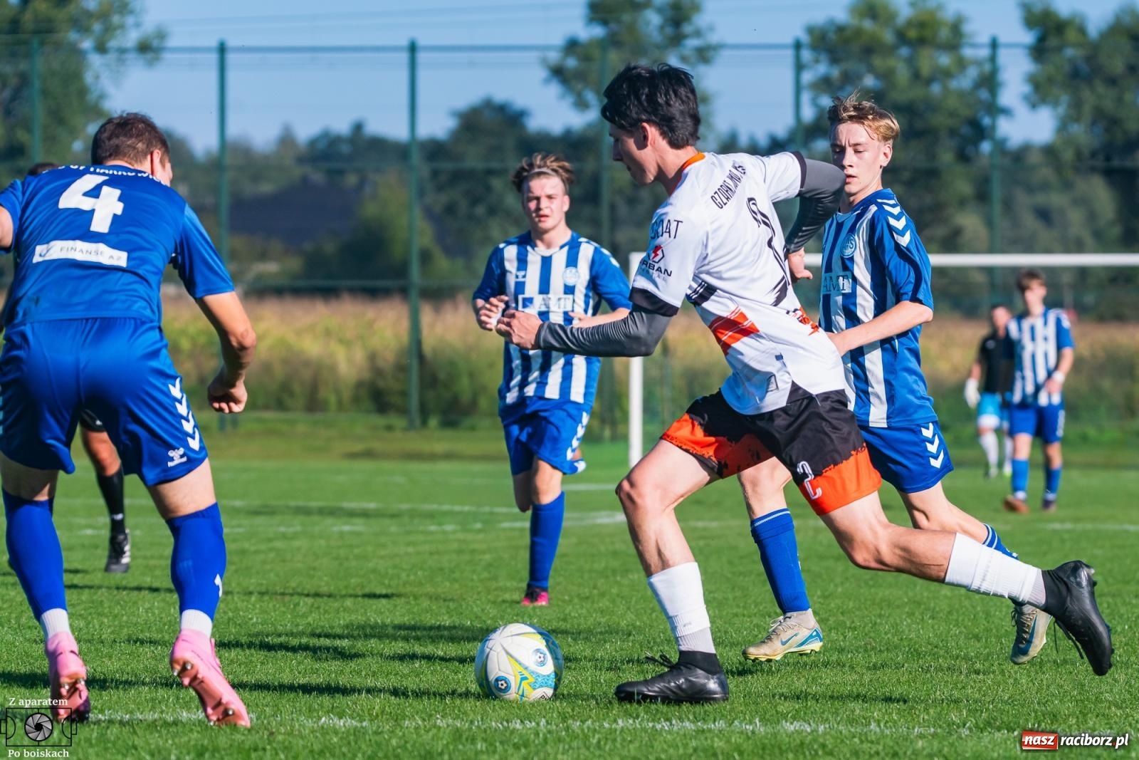 Zdjęcie w galerii na portalu naszraciborz.pl: Niemrawe widowisko w Markowicach. Czarni Nowa Wieś zgarnęli komplet punktów [FOTO] wiadomości z regionu
