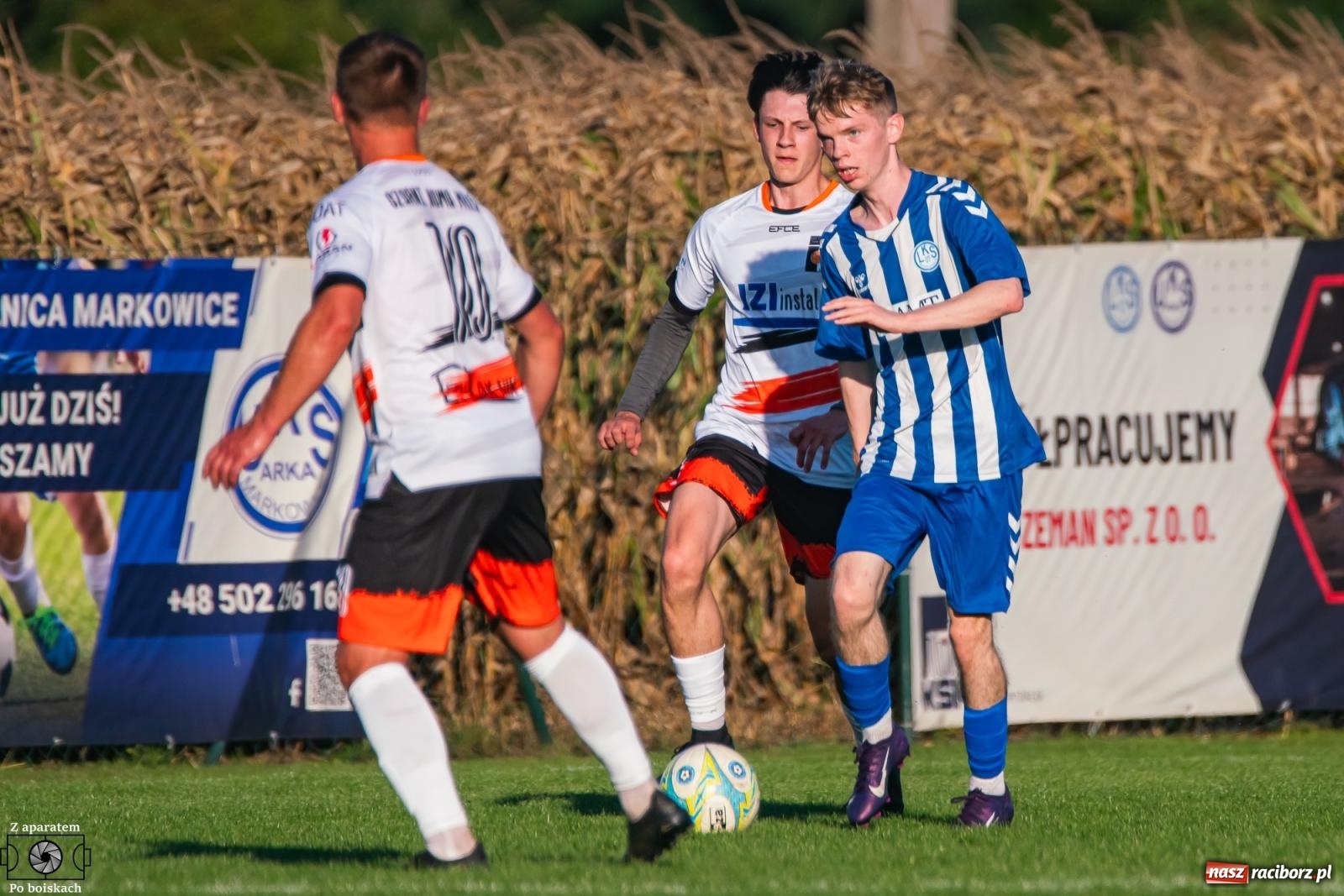 Zdjęcie w galerii na portalu naszraciborz.pl: Niemrawe widowisko w Markowicach. Czarni Nowa Wieś zgarnęli komplet punktów [FOTO] wiadomości z regionu