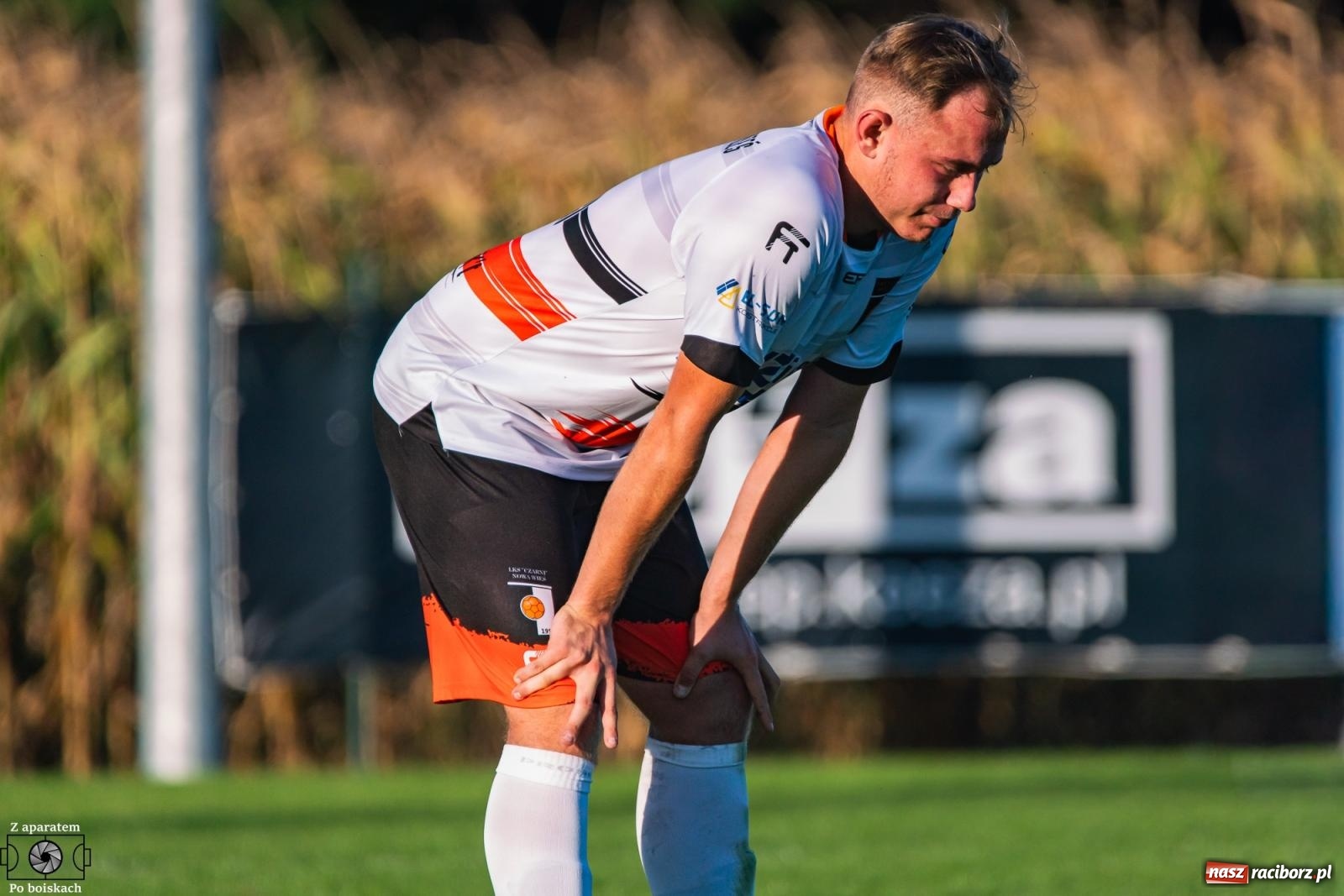 Zdjęcie w galerii na portalu naszraciborz.pl: Niemrawe widowisko w Markowicach. Czarni Nowa Wieś zgarnęli komplet punktów [FOTO] wiadomości z regionu