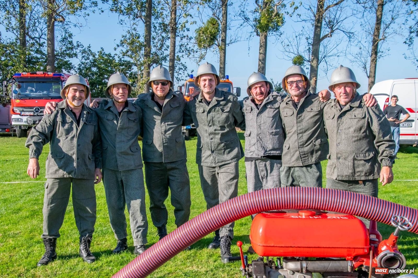 Zdjęcie w galerii na portalu naszraciborz.pl: Strażackie zawody oldboyów w Owsiszczach [FOTO i WIDEO] wiadomości z regionu