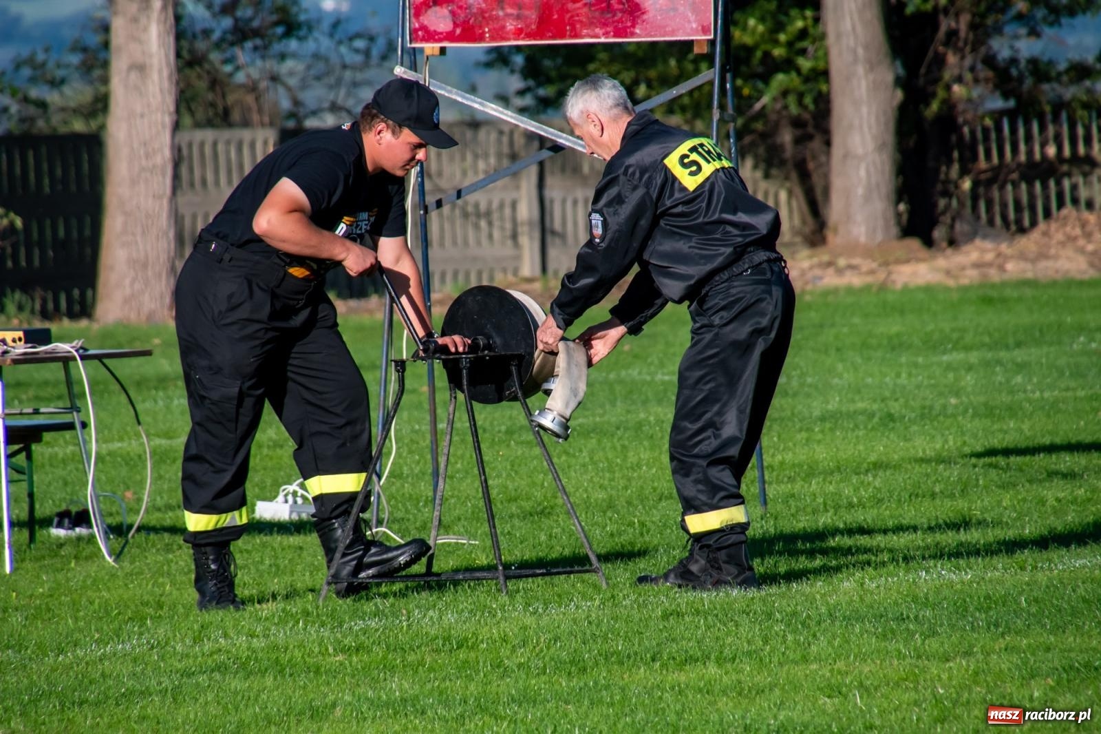 Zdjęcie w galerii na portalu naszraciborz.pl: Strażackie zawody oldboyów w Owsiszczach [FOTO i WIDEO] wiadomości z regionu