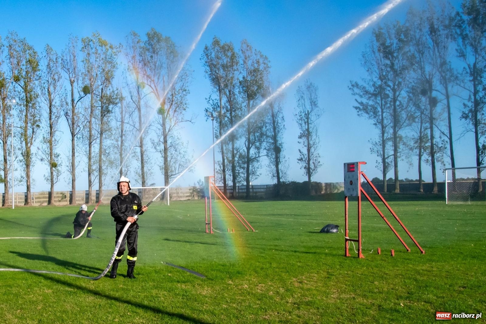 Zdjęcie w galerii na portalu naszraciborz.pl: Strażackie zawody oldboyów w Owsiszczach [FOTO i WIDEO] wiadomości z regionu