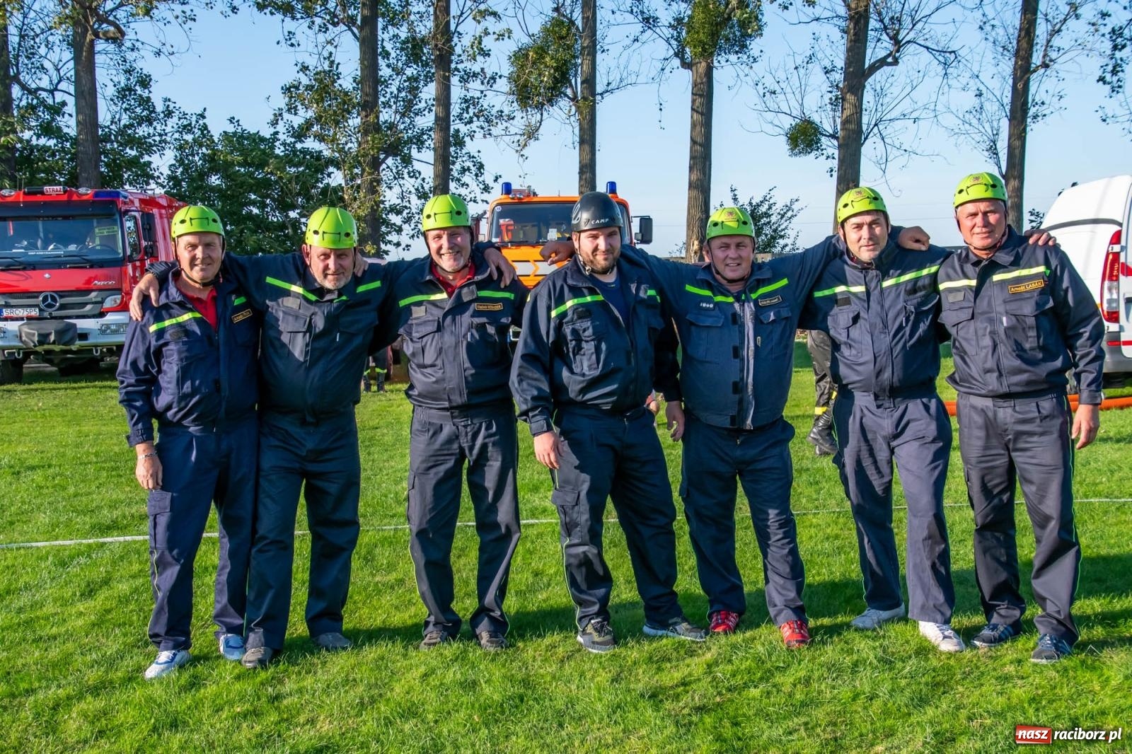 Zdjęcie w galerii na portalu naszraciborz.pl: Strażackie zawody oldboyów w Owsiszczach [FOTO i WIDEO] wiadomości z regionu