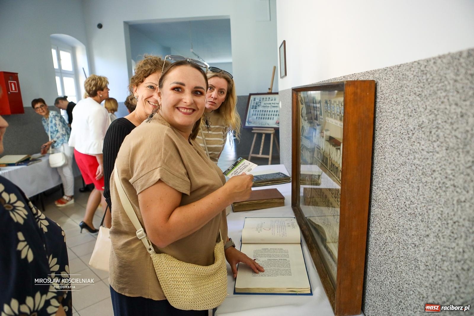 Zdjęcie w galerii na portalu naszraciborz.pl: Piknik na 80 lat Ekonomika – święto wspomnień i spotkań pokoleń [FOTO i WIDEO] wiadomości z regionu