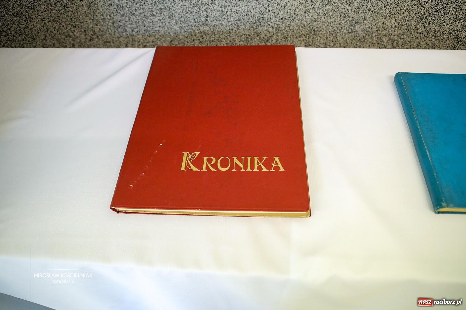 Zdjęcie w galerii na portalu naszraciborz.pl: Piknik na 80 lat Ekonomika – święto wspomnień i spotkań pokoleń [FOTO i WIDEO] wiadomości z regionu