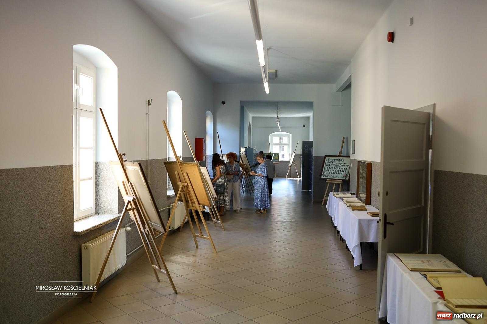 Zdjęcie w galerii na portalu naszraciborz.pl: Piknik na 80 lat Ekonomika – święto wspomnień i spotkań pokoleń [FOTO i WIDEO] wiadomości z regionu