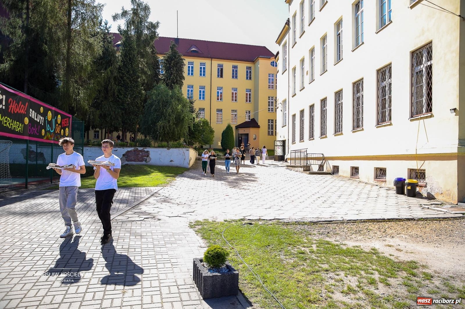 Zdjęcie w galerii na portalu naszraciborz.pl: Piknik na 80 lat Ekonomika – święto wspomnień i spotkań pokoleń [FOTO i WIDEO] wiadomości z regionu