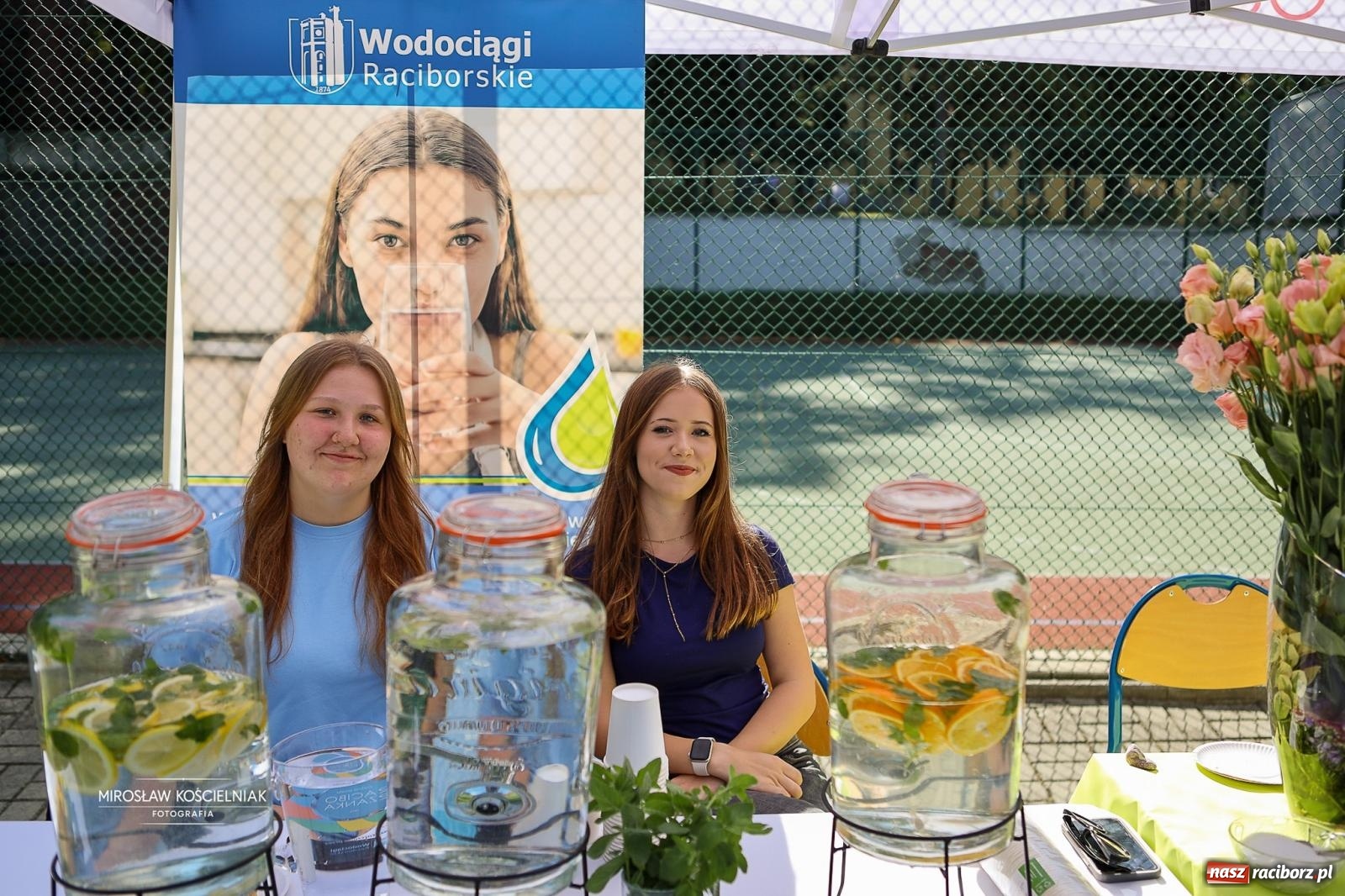 Zdjęcie w galerii na portalu naszraciborz.pl: Piknik na 80 lat Ekonomika – święto wspomnień i spotkań pokoleń [FOTO i WIDEO] wiadomości z regionu