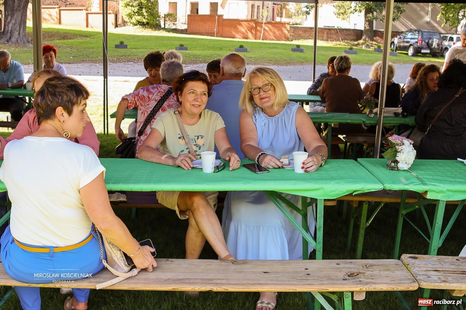 Zdjęcie w galerii na portalu naszraciborz.pl: Piknik na 80 lat Ekonomika – święto wspomnień i spotkań pokoleń [FOTO i WIDEO] wiadomości z regionu