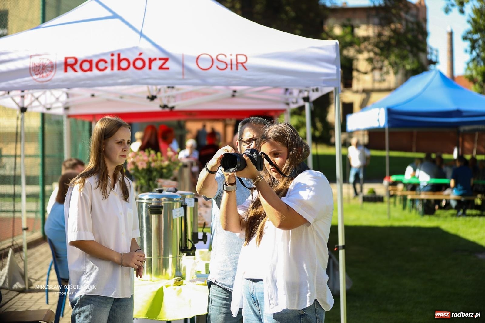 Zdjęcie w galerii na portalu naszraciborz.pl: Piknik na 80 lat Ekonomika – święto wspomnień i spotkań pokoleń [FOTO i WIDEO] wiadomości z regionu