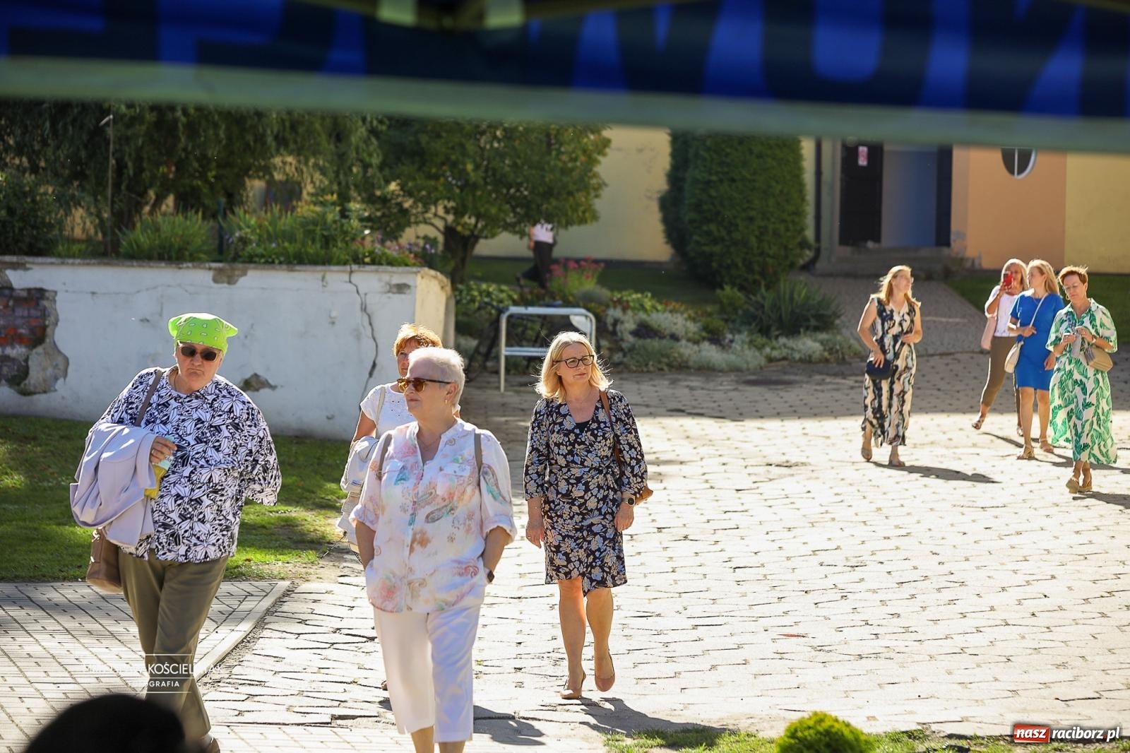 Zdjęcie w galerii na portalu naszraciborz.pl: Piknik na 80 lat Ekonomika – święto wspomnień i spotkań pokoleń [FOTO i WIDEO] wiadomości z regionu