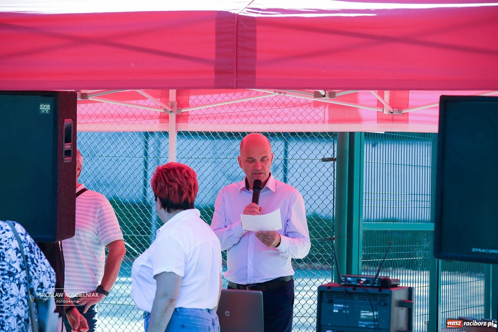 Zdjęcie w galerii na portalu naszraciborz.pl: Piknik na 80 lat Ekonomika – święto wspomnień i spotkań pokoleń [FOTO i WIDEO] wiadomości z regionu