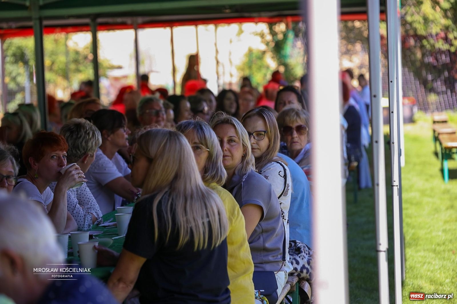 Zdjęcie w galerii na portalu naszraciborz.pl: Piknik na 80 lat Ekonomika – święto wspomnień i spotkań pokoleń [FOTO i WIDEO] wiadomości z regionu