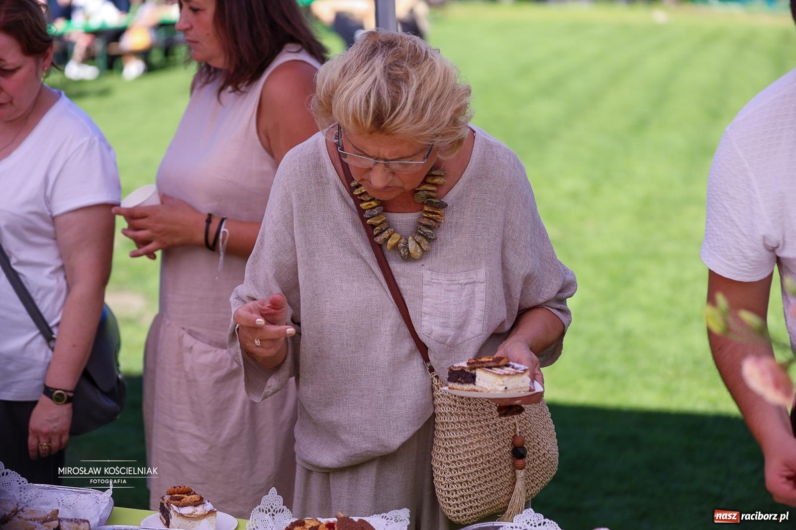 Zdjęcie w galerii na portalu naszraciborz.pl: Piknik na 80 lat Ekonomika – święto wspomnień i spotkań pokoleń [FOTO i WIDEO] wiadomości z regionu