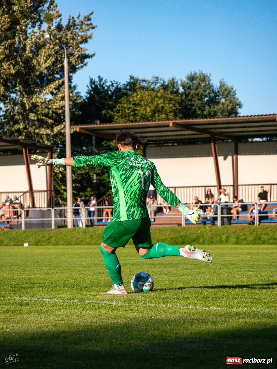 Zdjęcie w galerii na portalu naszraciborz.pl: LKS 1908 Nędza pewnie pokonał GKS Dąb Gaszowice [FOTO] wiadomości z regionu
