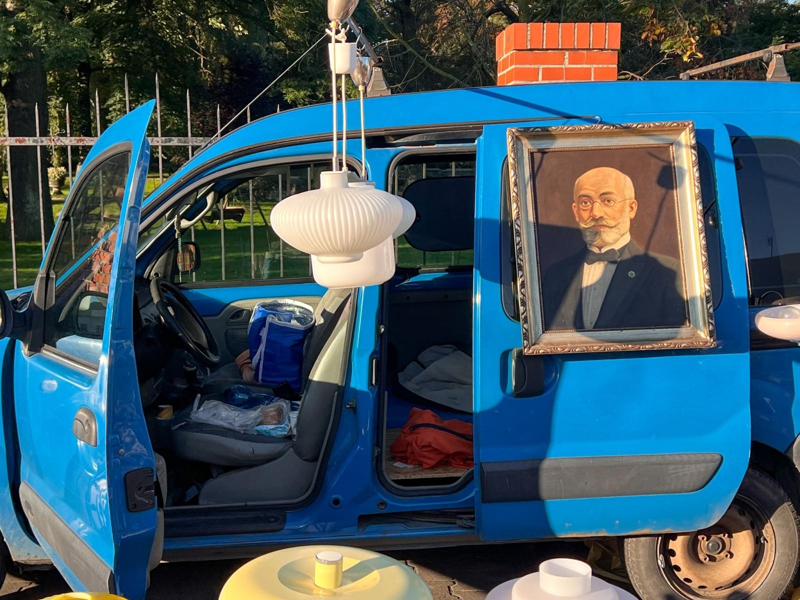 Zdjęcie w galerii na portalu naszraciborz.pl: Starych rzeczy się nie wyrzuca! Jarmark na Granicy pęka w szwach wiadomości z regionu