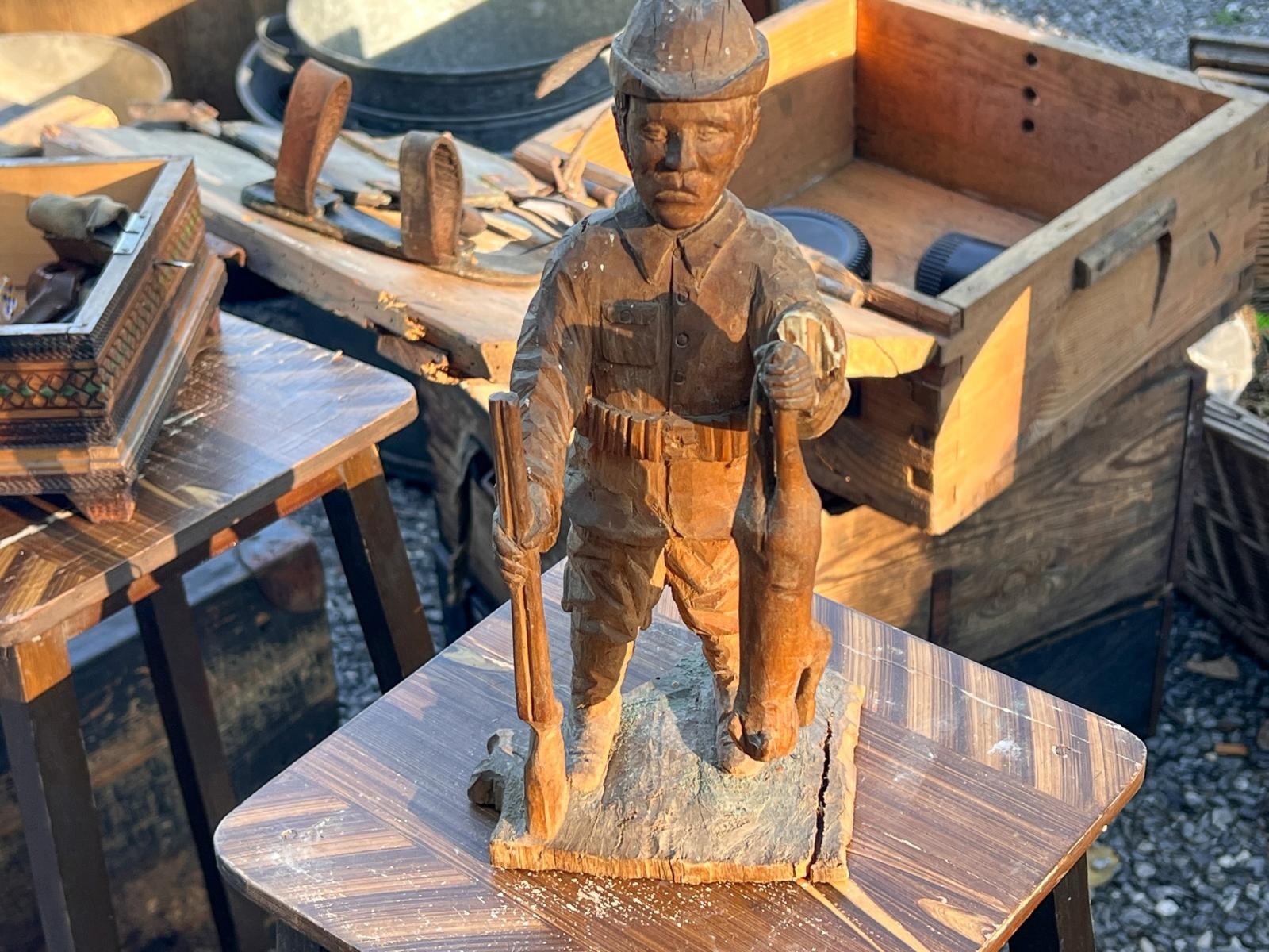 Zdjęcie w galerii na portalu naszraciborz.pl: Starych rzeczy się nie wyrzuca! Jarmark na Granicy pęka w szwach wiadomości z regionu