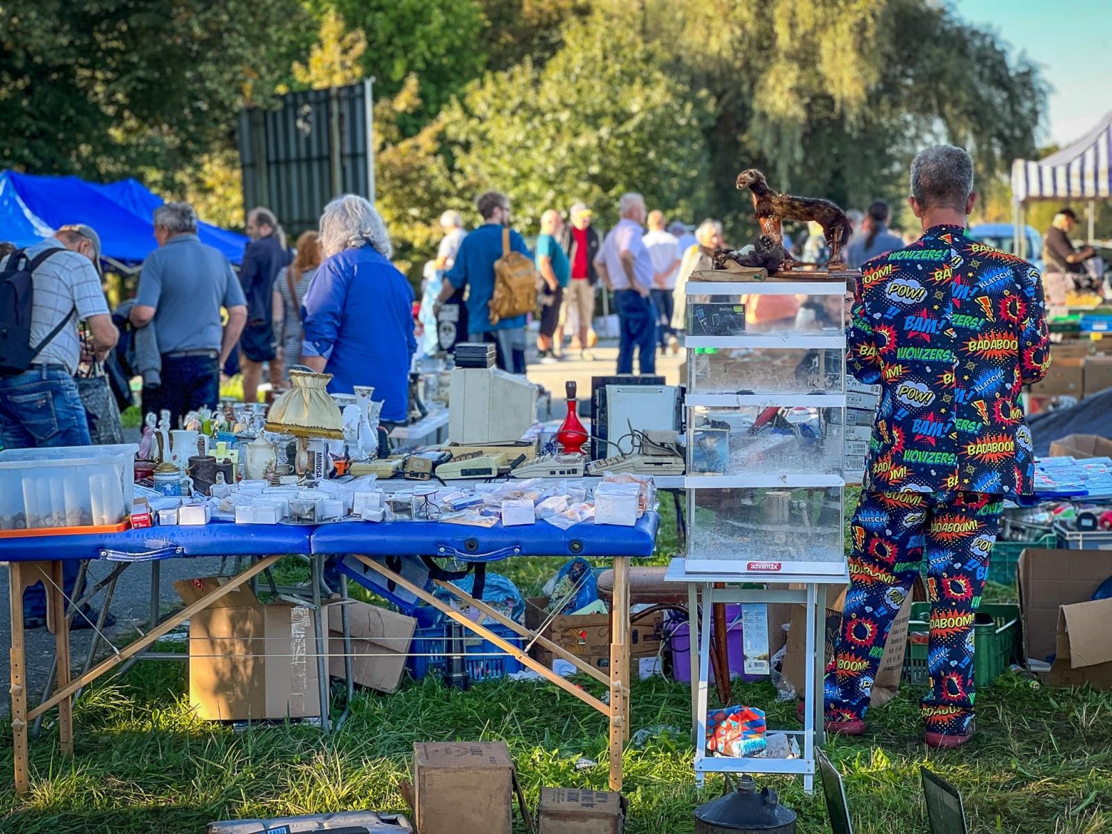 Zdjęcie w galerii na portalu naszraciborz.pl: Starych rzeczy się nie wyrzuca! Jarmark na Granicy pęka w szwach wiadomości z regionu