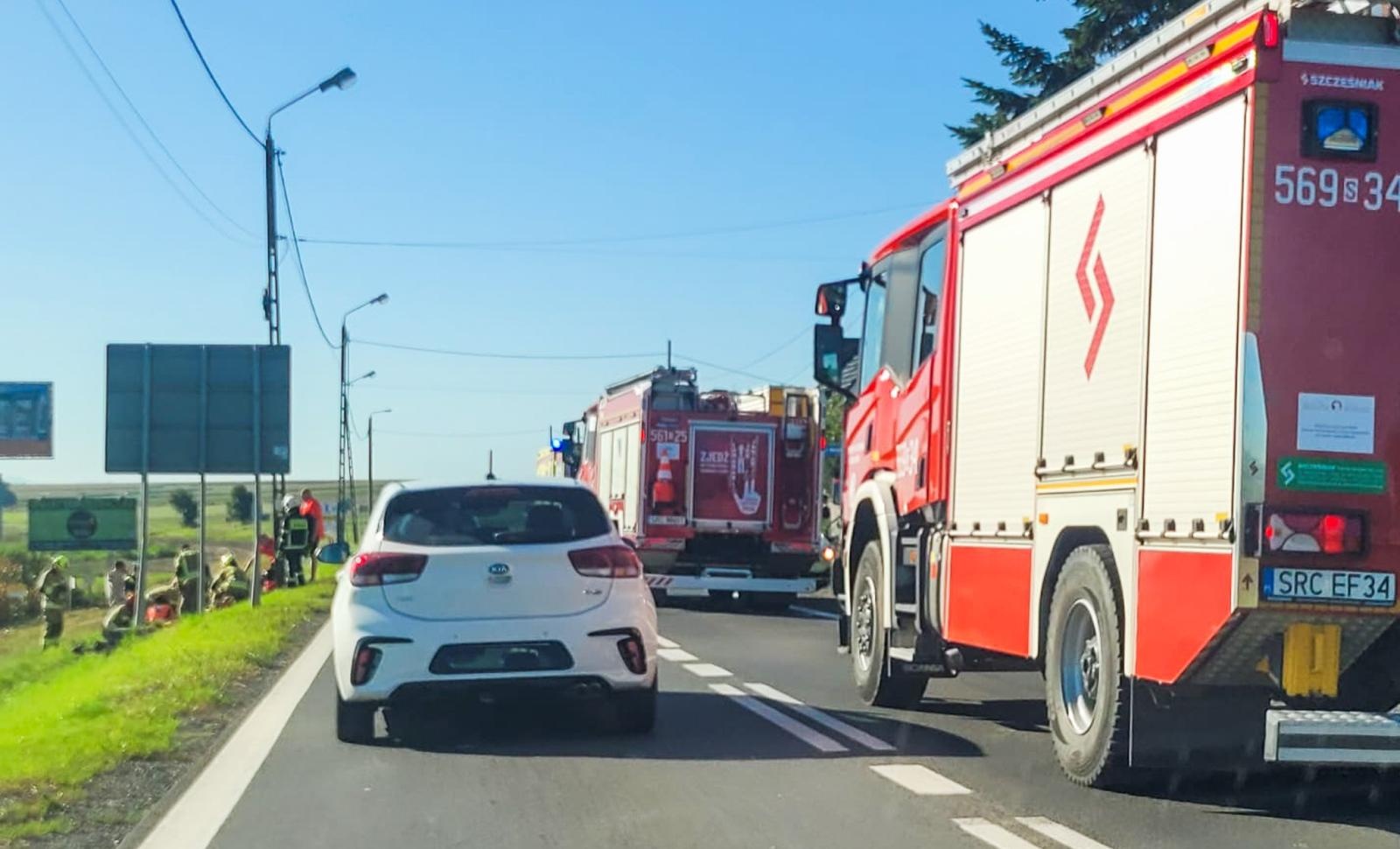 Zdjęcie w galerii na portalu naszraciborz.pl: Interwencja strażaków przy Rynku. Motocykliści poszkodowani w dwóch zdarzeniach [RAPORT 998] wiadomości z regionu