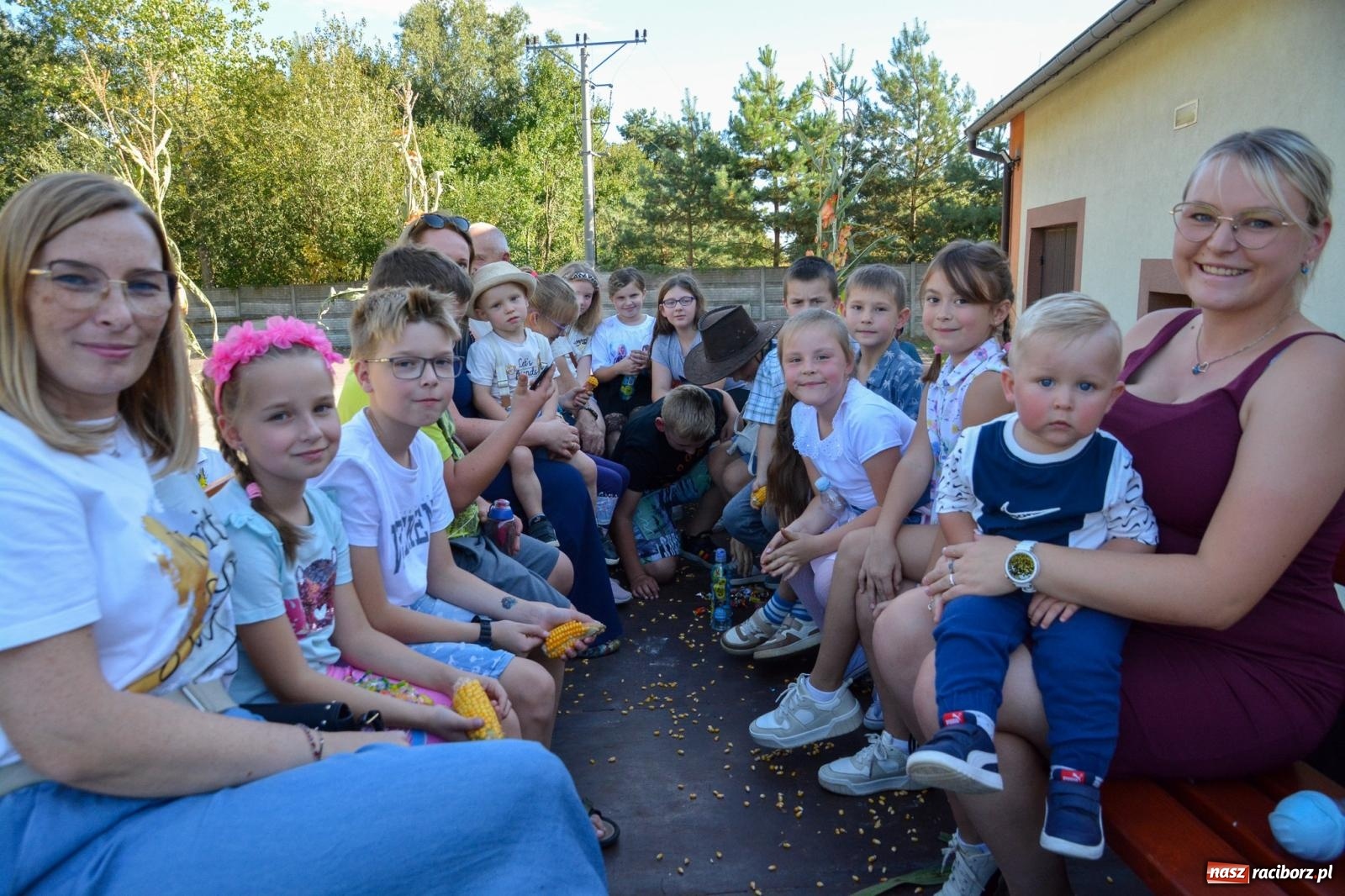 Zdjęcie w galerii na portalu naszraciborz.pl: Słoneczne zakończenie dożynek w Pietrowicach Wielkich [FOTO i WIDEO] wiadomości z regionu