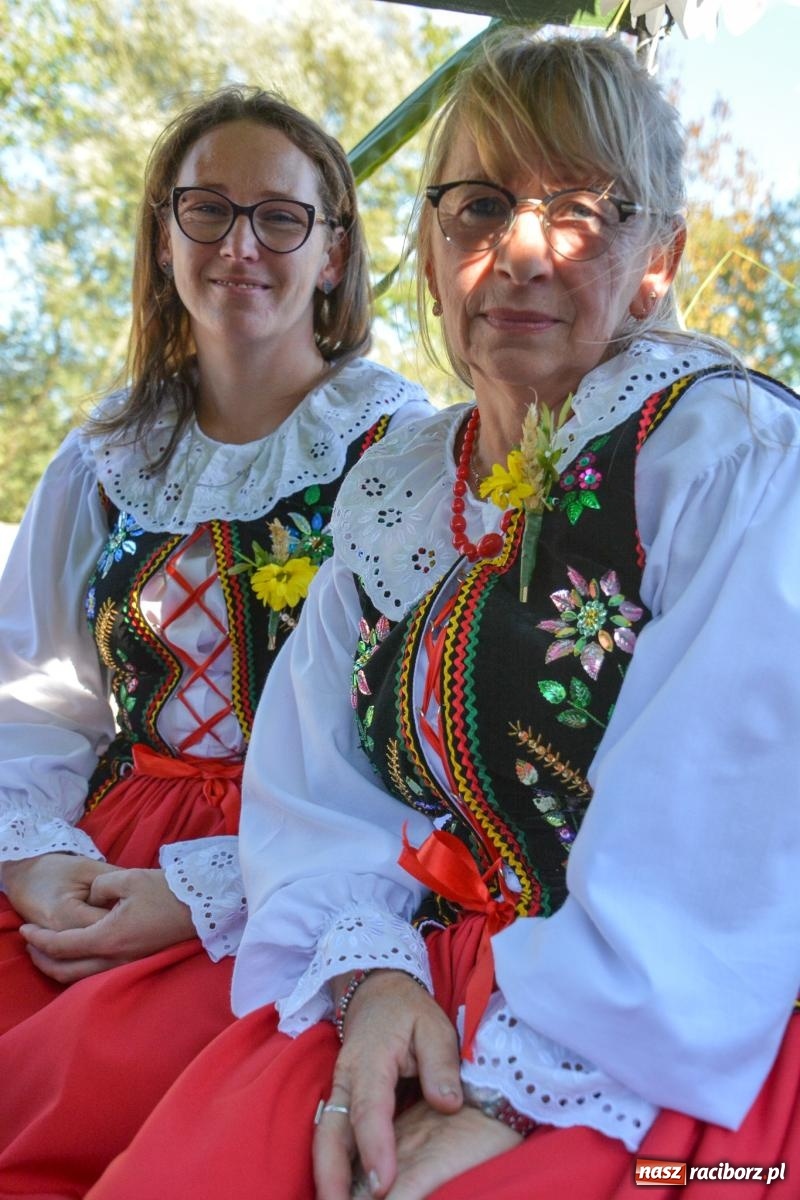 Zdjęcie w galerii na portalu naszraciborz.pl: Słoneczne zakończenie dożynek w Pietrowicach Wielkich [FOTO i WIDEO] wiadomości z regionu
