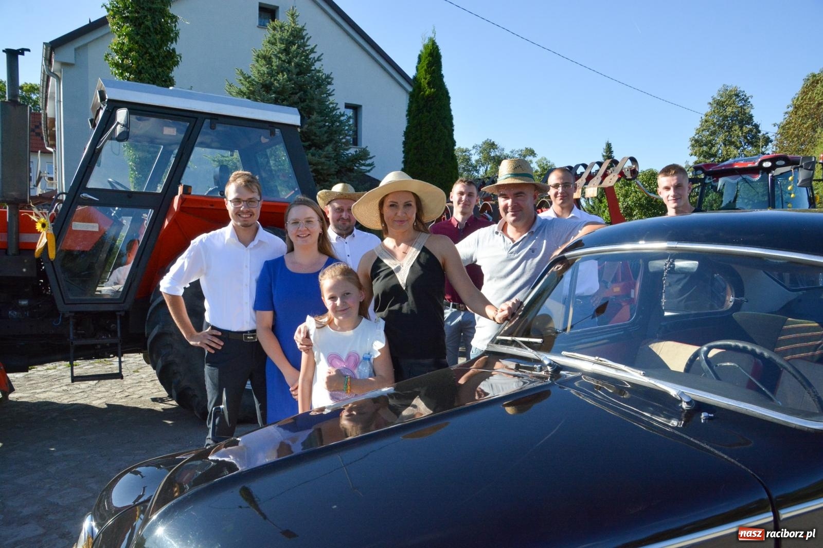 Zdjęcie w galerii na portalu naszraciborz.pl: Słoneczne zakończenie dożynek w Pietrowicach Wielkich [FOTO i WIDEO] wiadomości z regionu
