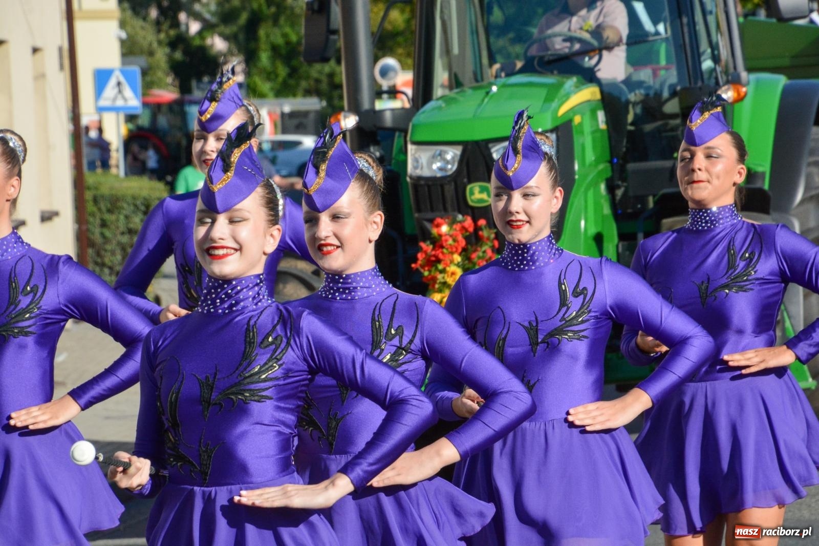 Zdjęcie w galerii na portalu naszraciborz.pl: Słoneczne zakończenie dożynek w Pietrowicach Wielkich [FOTO i WIDEO] wiadomości z regionu
