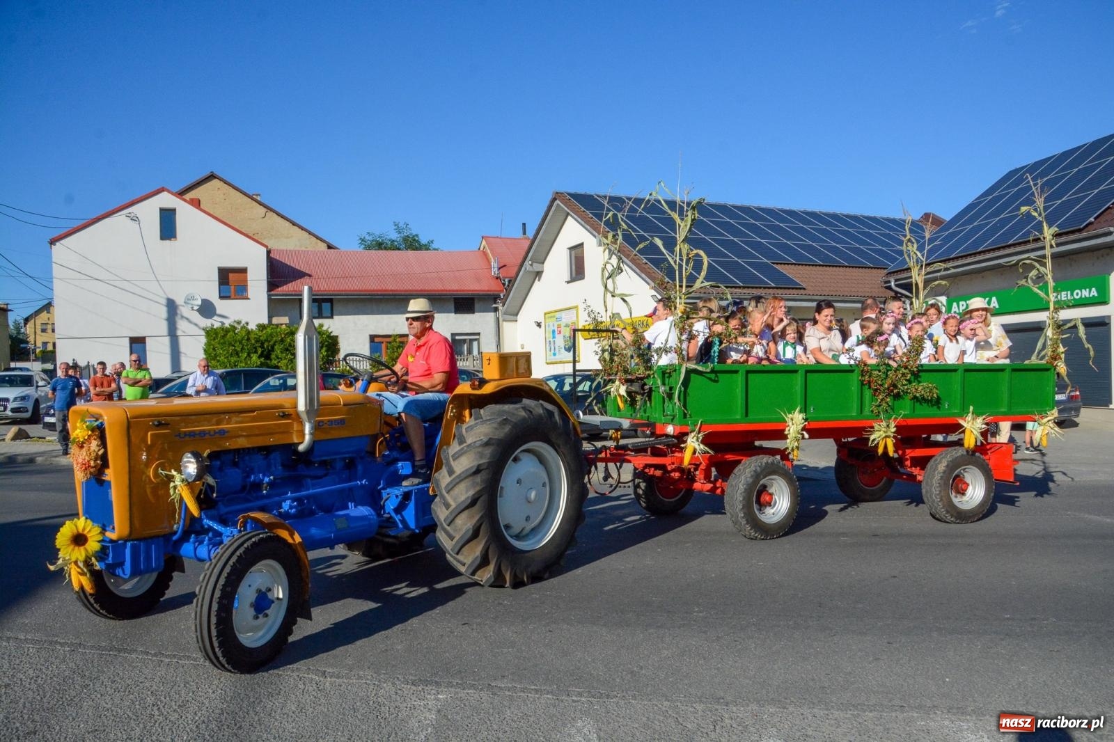 Zdjęcie w galerii na portalu naszraciborz.pl: Słoneczne zakończenie dożynek w Pietrowicach Wielkich [FOTO i WIDEO] wiadomości z regionu