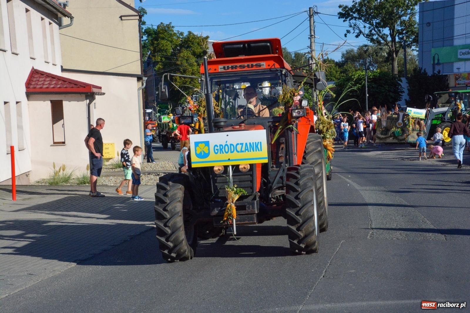 Zdjęcie w galerii na portalu naszraciborz.pl: Słoneczne zakończenie dożynek w Pietrowicach Wielkich [FOTO i WIDEO] wiadomości z regionu