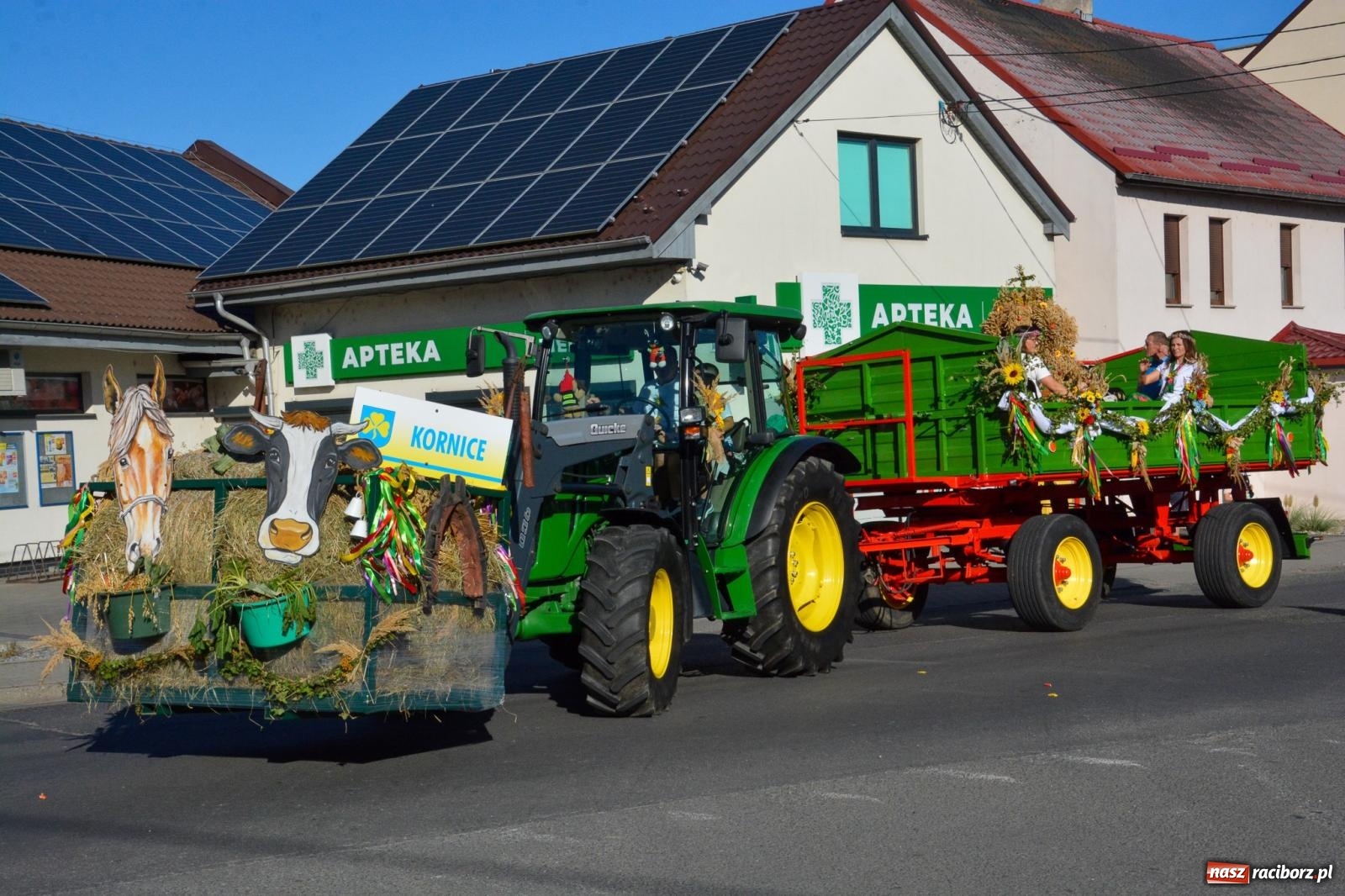 Zdjęcie w galerii na portalu naszraciborz.pl: Słoneczne zakończenie dożynek w Pietrowicach Wielkich [FOTO i WIDEO] wiadomości z regionu