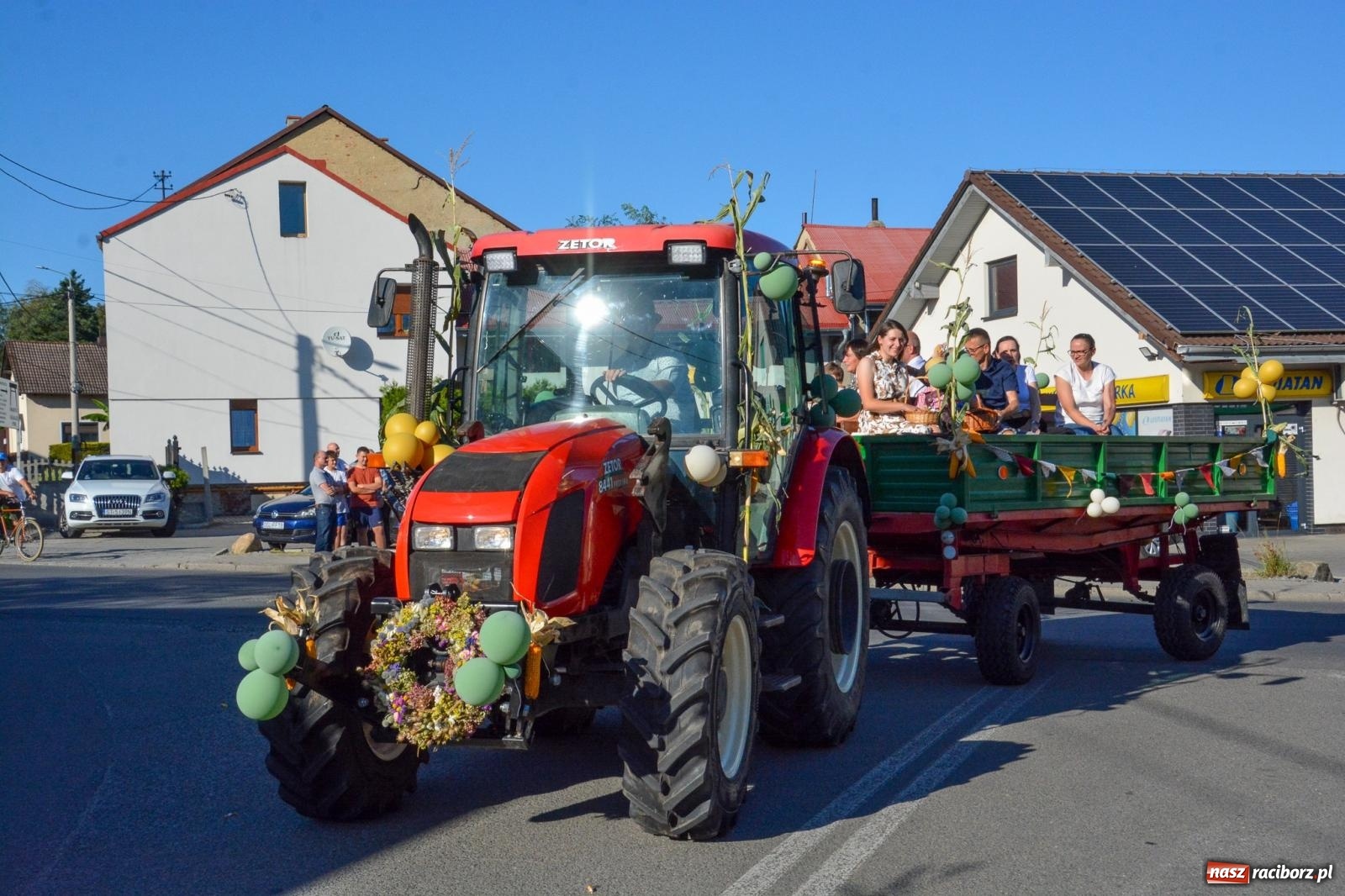 Zdjęcie w galerii na portalu naszraciborz.pl: Słoneczne zakończenie dożynek w Pietrowicach Wielkich [FOTO i WIDEO] wiadomości z regionu