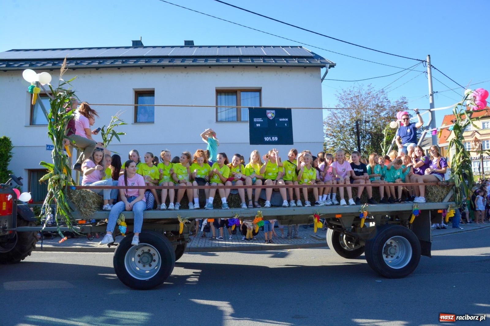 Zdjęcie w galerii na portalu naszraciborz.pl: Słoneczne zakończenie dożynek w Pietrowicach Wielkich [FOTO i WIDEO] wiadomości z regionu