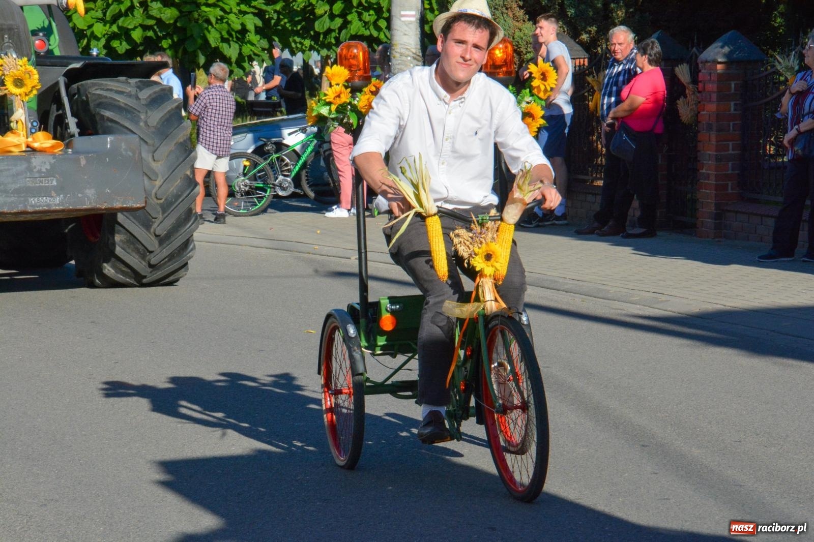 Zdjęcie w galerii na portalu naszraciborz.pl: Słoneczne zakończenie dożynek w Pietrowicach Wielkich [FOTO i WIDEO] wiadomości z regionu