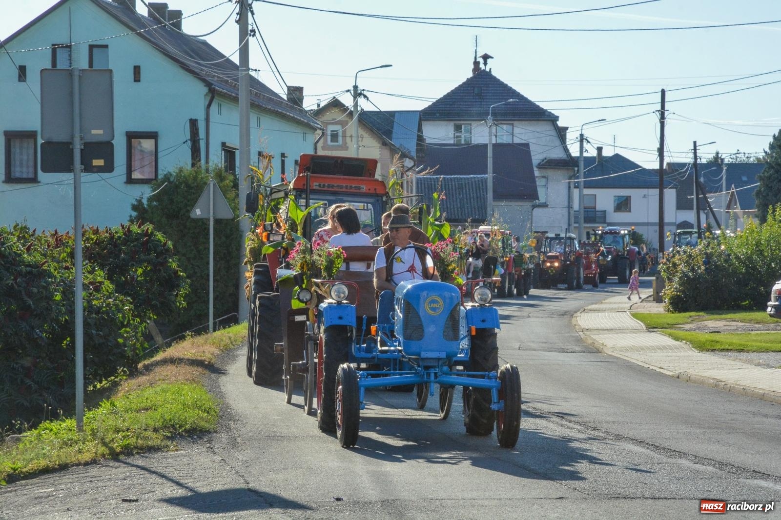 Zdjęcie w galerii na portalu naszraciborz.pl: Słoneczne zakończenie dożynek w Pietrowicach Wielkich [FOTO i WIDEO] wiadomości z regionu