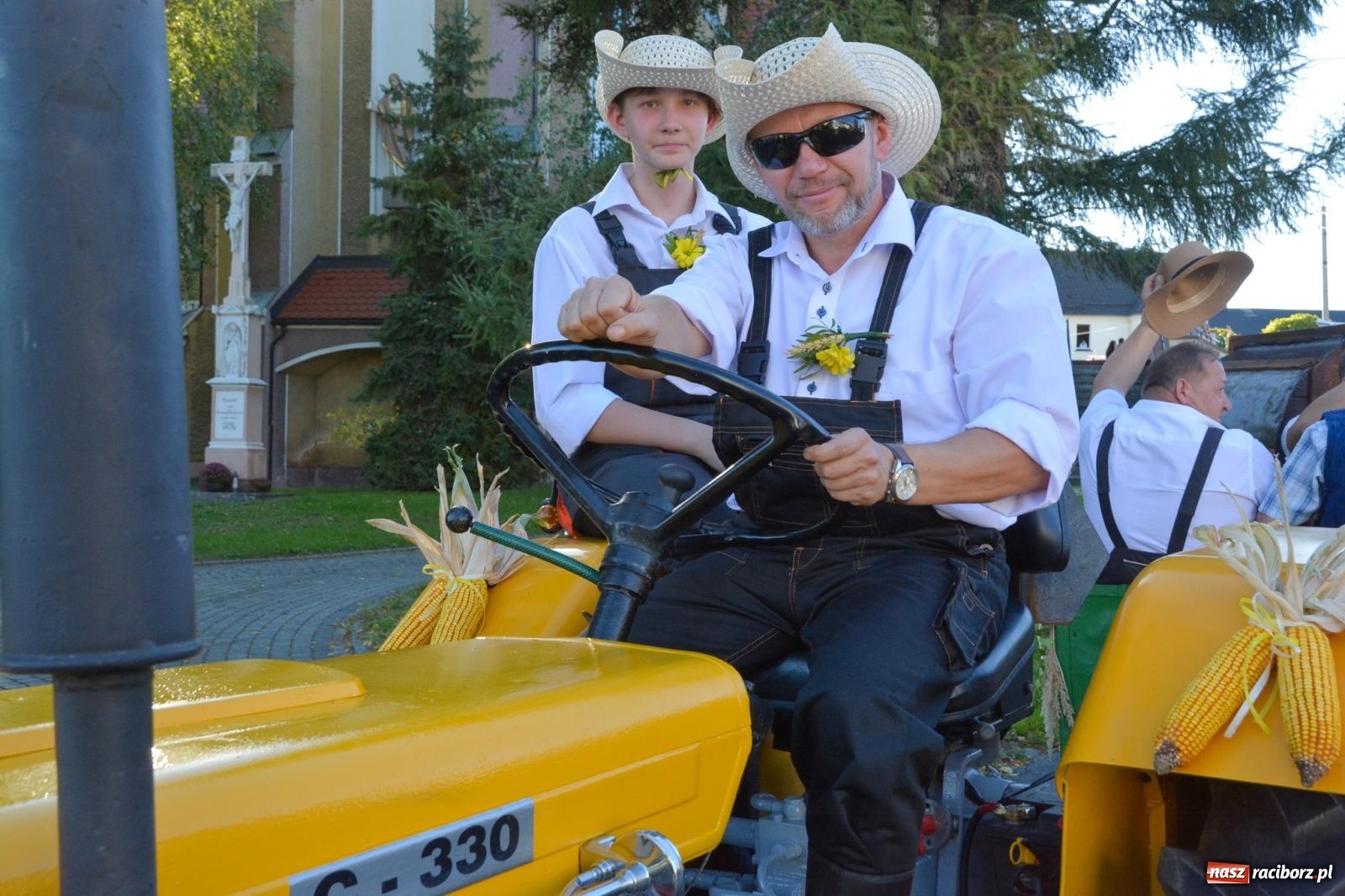 Zdjęcie w galerii na portalu naszraciborz.pl: Słoneczne zakończenie dożynek w Pietrowicach Wielkich [FOTO i WIDEO] wiadomości z regionu