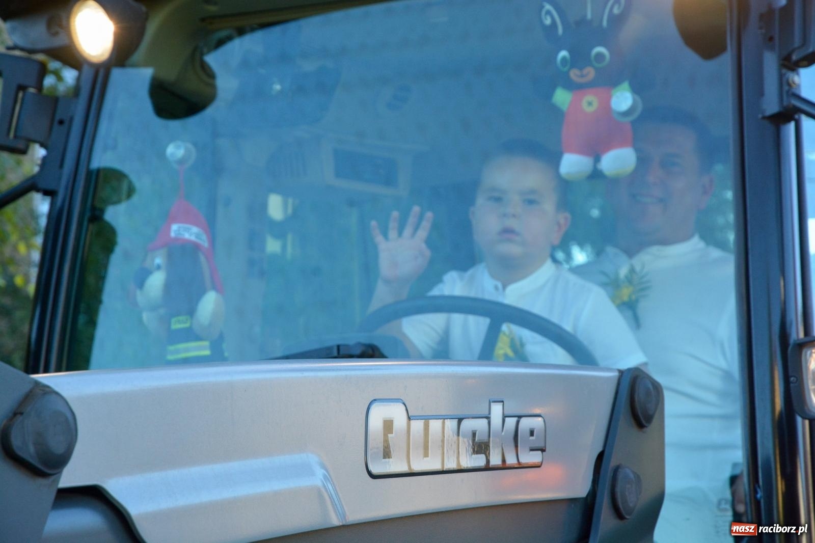 Zdjęcie w galerii na portalu naszraciborz.pl: Słoneczne zakończenie dożynek w Pietrowicach Wielkich [FOTO i WIDEO] wiadomości z regionu