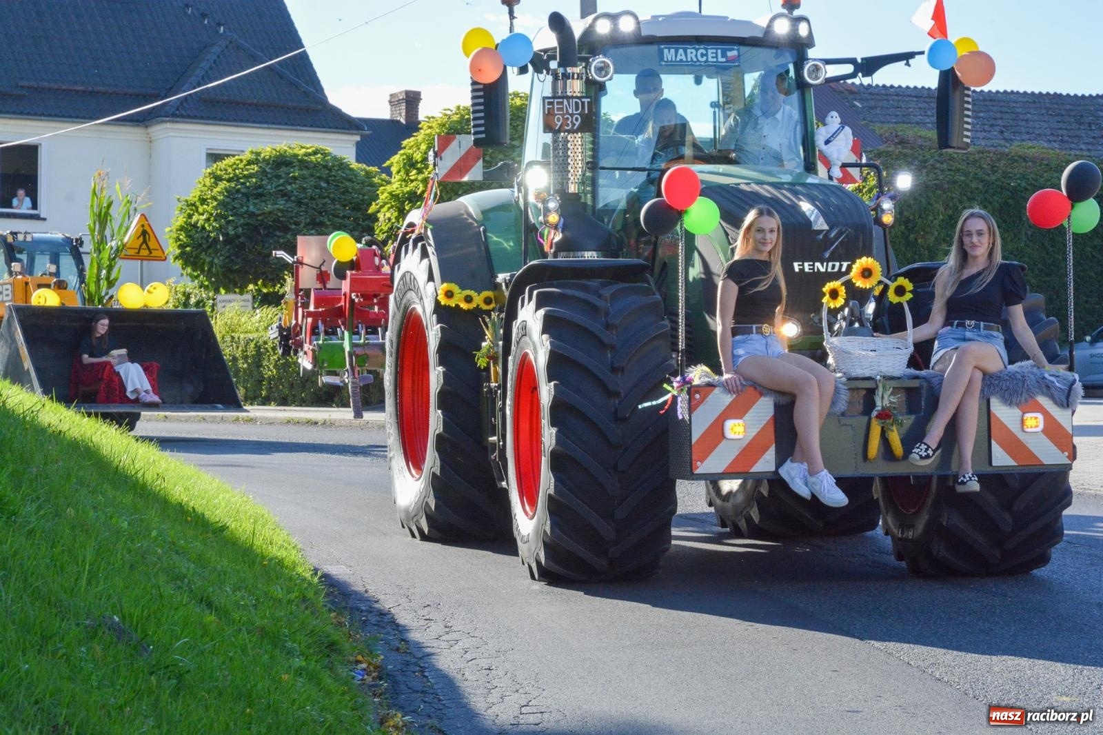 Zdjęcie w galerii na portalu naszraciborz.pl: Słoneczne zakończenie dożynek w Pietrowicach Wielkich [FOTO i WIDEO] wiadomości z regionu