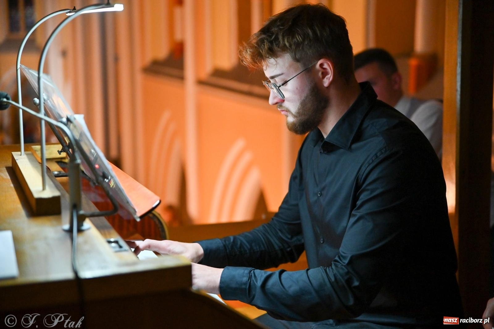Zdjęcie w galerii na portalu naszraciborz.pl: XXXVIII Dni Muzyki Organowej i Kameralnej im. Henryka Klai - koncert na Ostrogu wiadomości z regionu