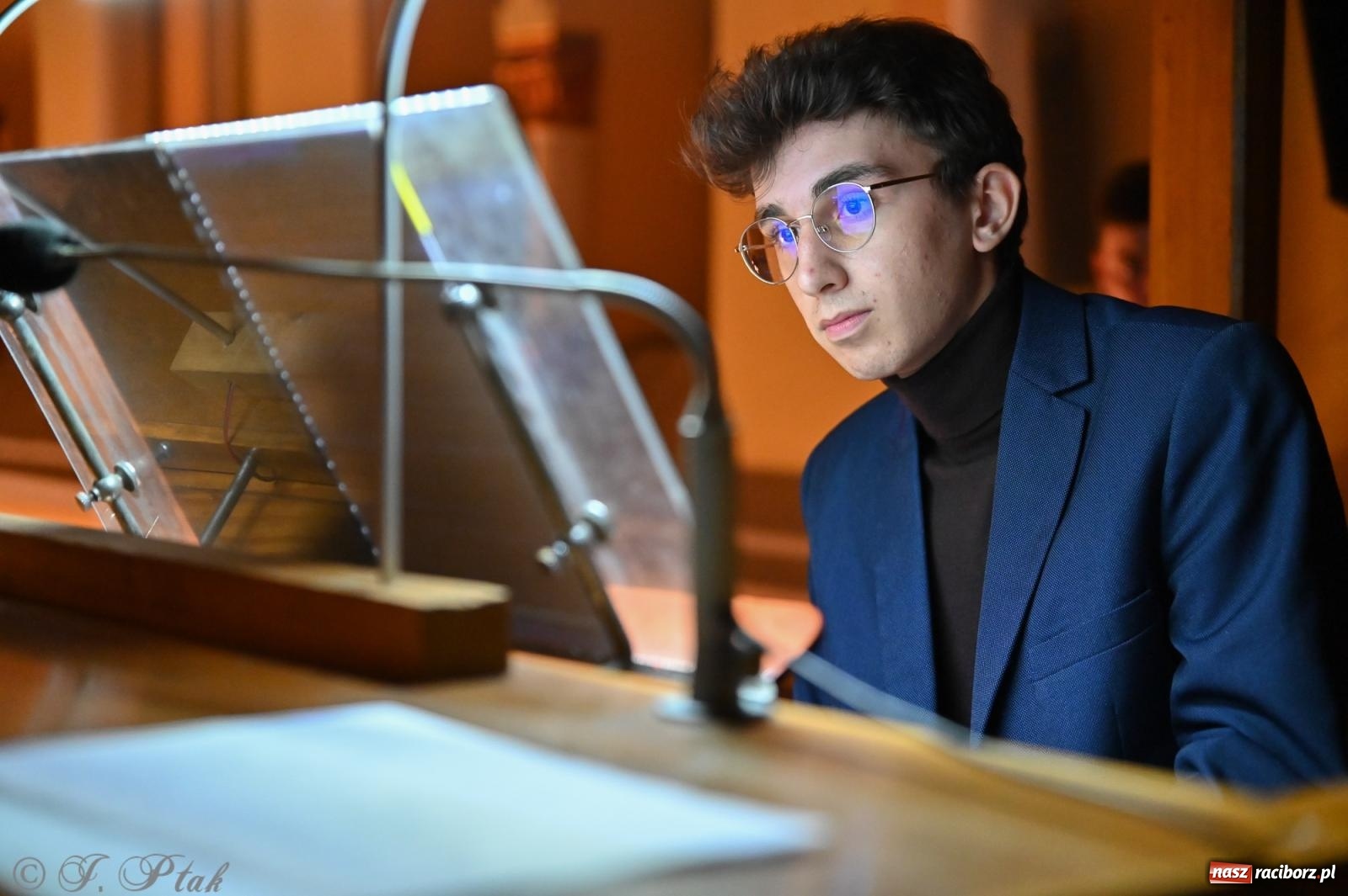 Zdjęcie w galerii na portalu naszraciborz.pl: XXXVIII Dni Muzyki Organowej i Kameralnej im. Henryka Klai - koncert na Ostrogu wiadomości z regionu