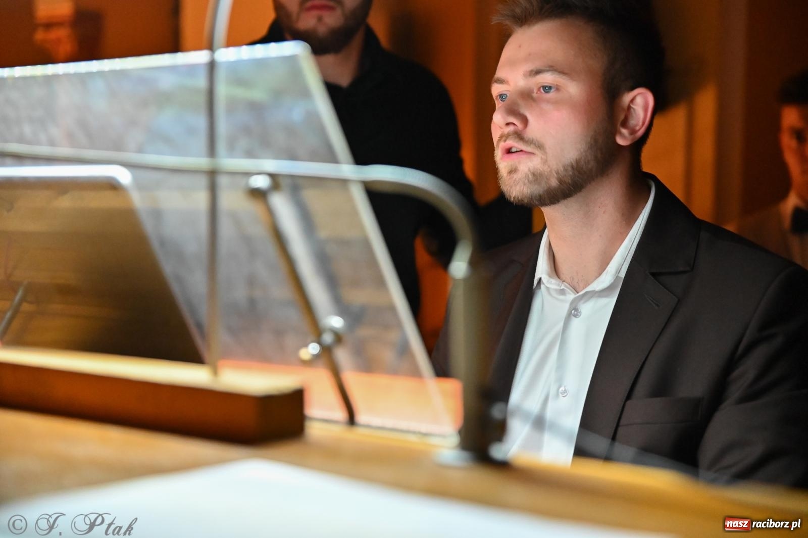 Zdjęcie w galerii na portalu naszraciborz.pl: XXXVIII Dni Muzyki Organowej i Kameralnej im. Henryka Klai - koncert na Ostrogu wiadomości z regionu