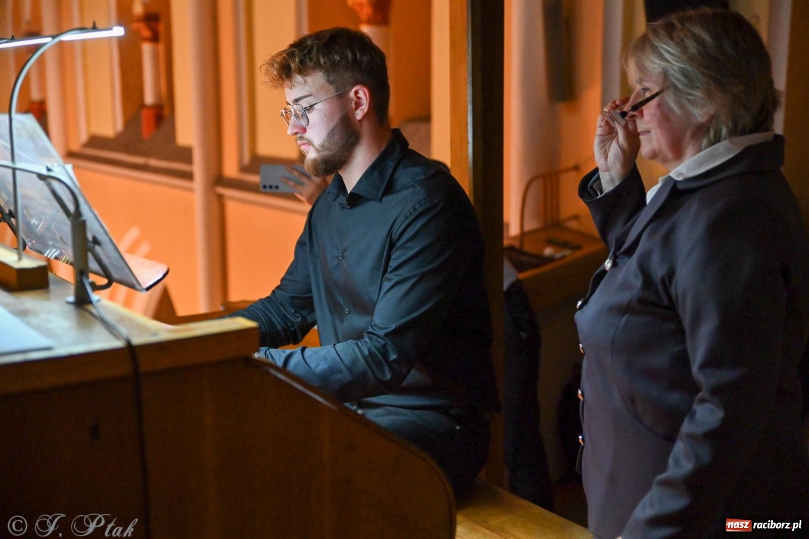 Zdjęcie w galerii na portalu naszraciborz.pl: XXXVIII Dni Muzyki Organowej i Kameralnej im. Henryka Klai - koncert na Ostrogu wiadomości z regionu