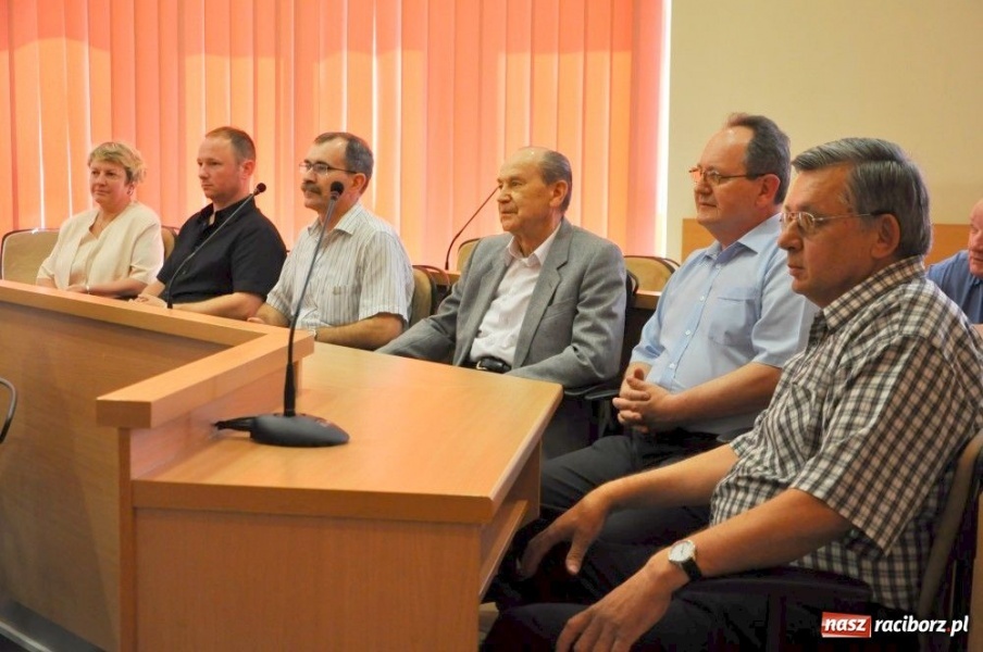 Zdjęcie w galerii na portalu naszraciborz.pl: O zwycięstwie decydował wygląd wiadomości z regionu