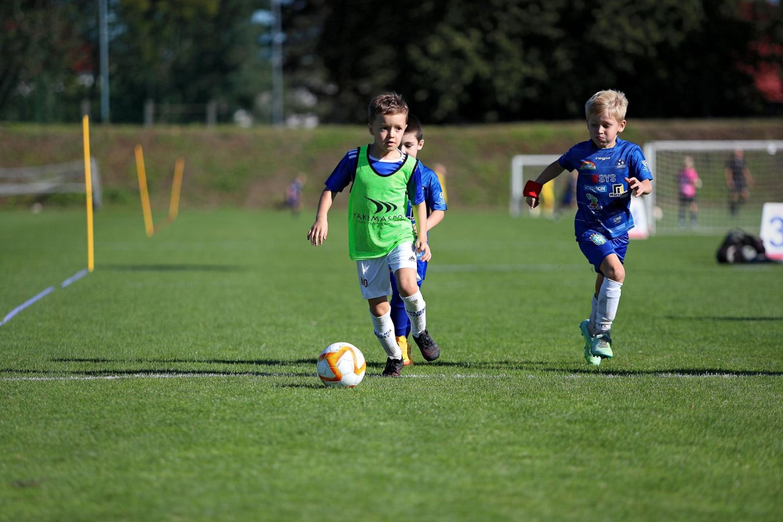 Zdjęcie w galerii na portalu naszraciborz.pl: Macron Cup przy Srebrnej. Piłkarska rywalizacja rocznika 2018 [FOTO] wiadomości z regionu